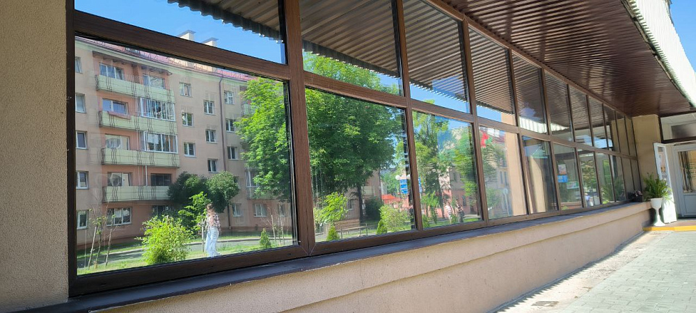 Тонировка картинной галереи